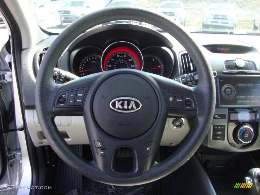 2013 Kia Forte 5-Door EX Black Steering Wheel Photo #91641099