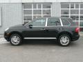 Black - Cayenne S Photo No. 6