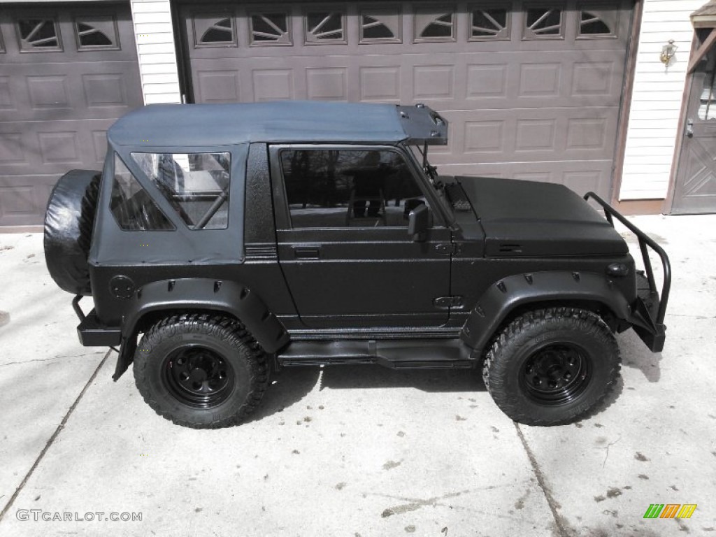 Black 1988 Suzuki Samurai Convertible 4x4 Exterior Photo #91644236