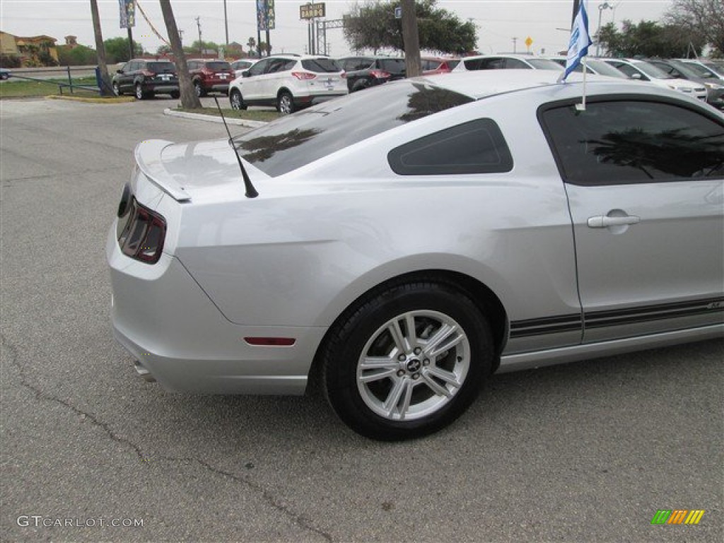 2013 Mustang V6 Premium Coupe - Ingot Silver Metallic / Charcoal Black photo #12
