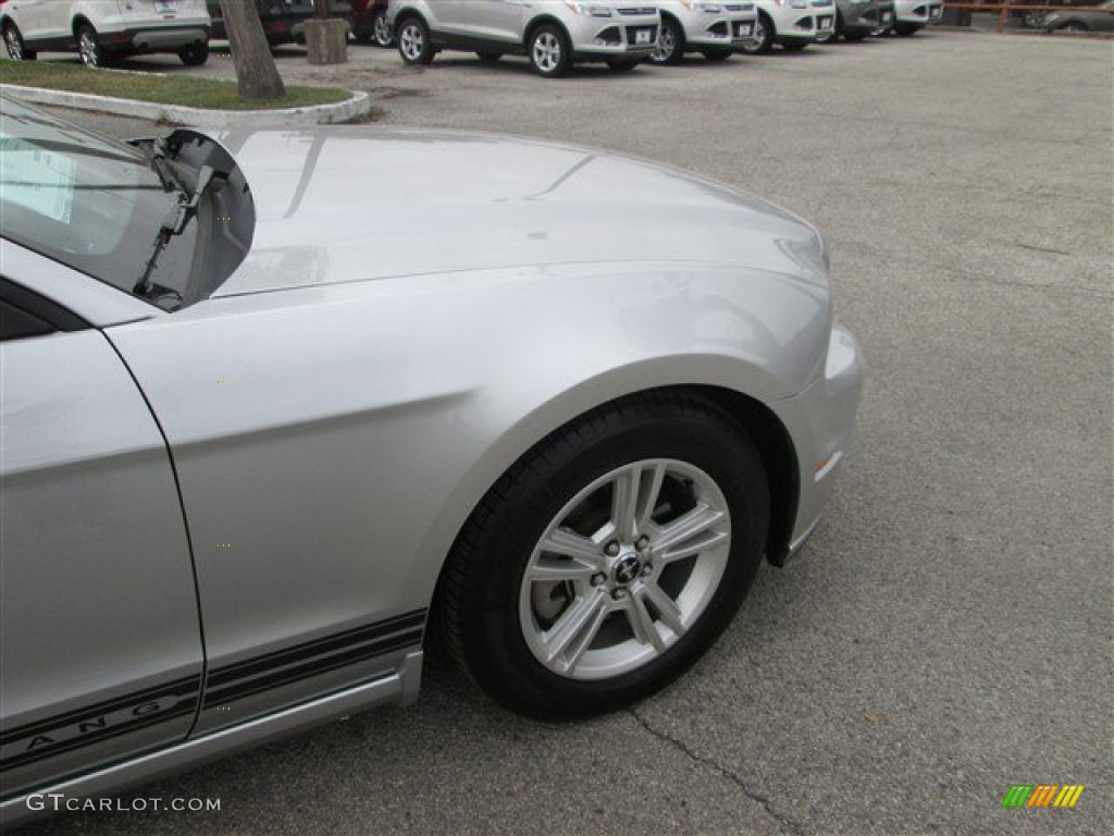 2013 Mustang V6 Premium Coupe - Ingot Silver Metallic / Charcoal Black photo #13