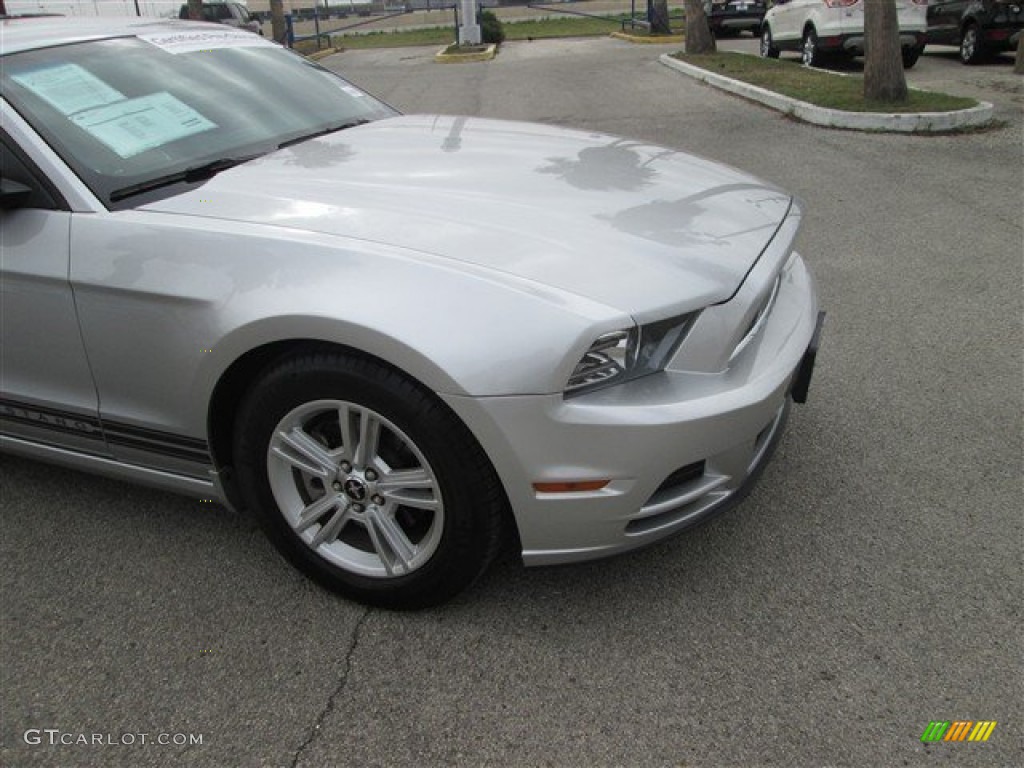 2013 Mustang V6 Premium Coupe - Ingot Silver Metallic / Charcoal Black photo #15