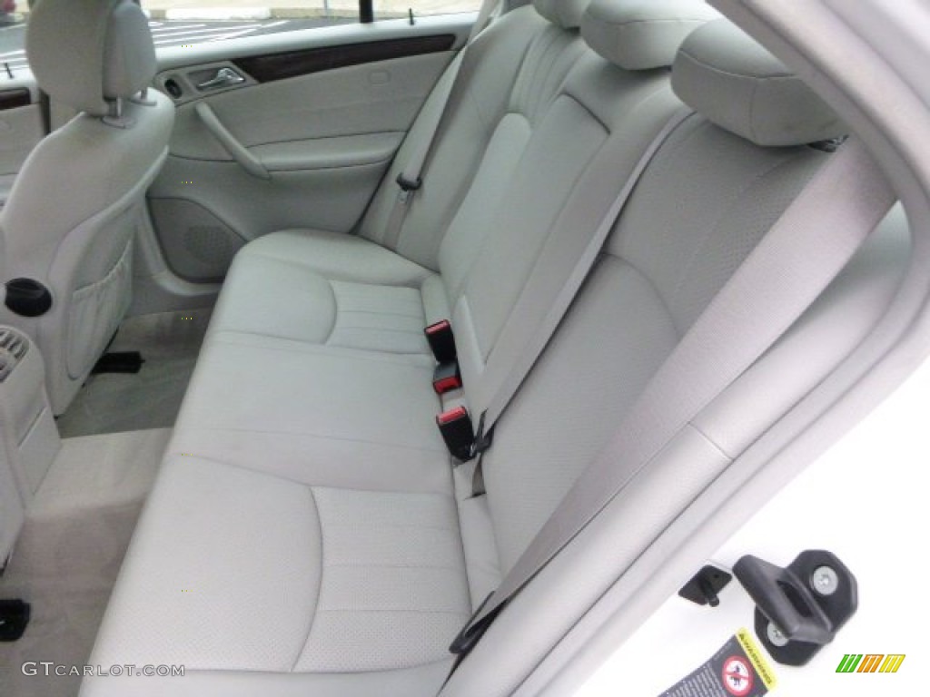 2006 Mercedes-Benz C 280 4Matic Luxury Rear Seat Photo #91649639