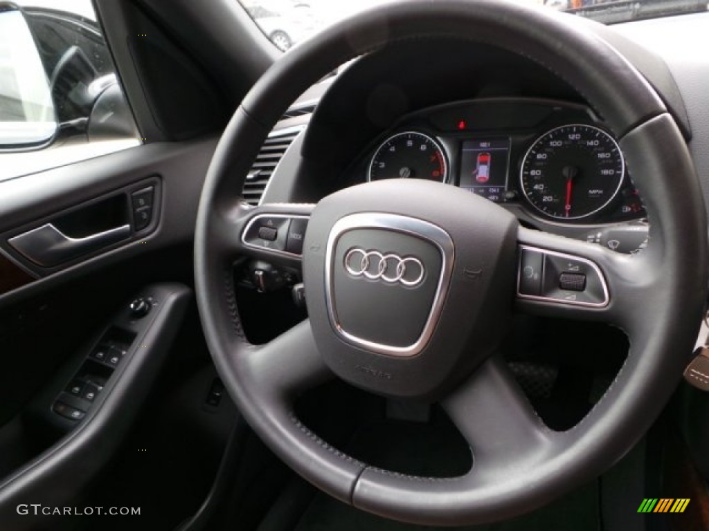 2010 Audi Q5 3.2 quattro Steering Wheel Photos