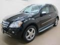Obsidian Black Metallic - ML 350 4Matic Photo No. 3