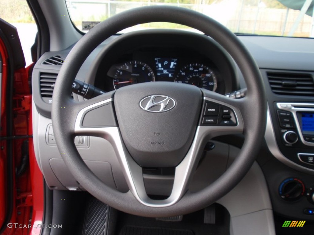 2014 Hyundai Accent GS 5 Door Gray Steering Wheel Photo #91665935