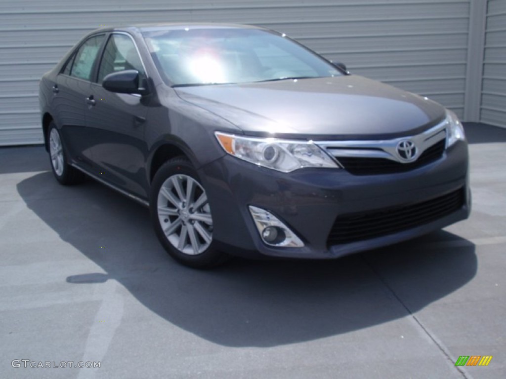 2014 Camry XLE - Magnetic Gray Metallic / Ash photo #1