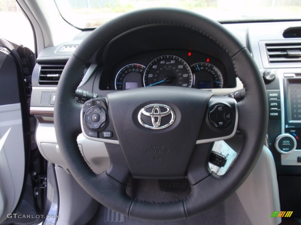 2014 Camry XLE - Magnetic Gray Metallic / Ash photo #31