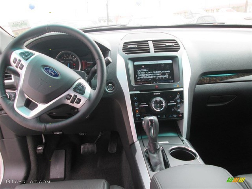 2014 Ford Explorer Limited Dashboard Photos