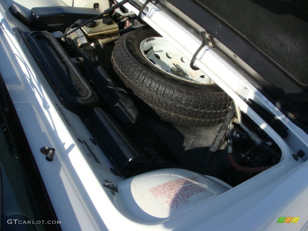 1990 Lotus Esprit SE Trunk Photo #91670240