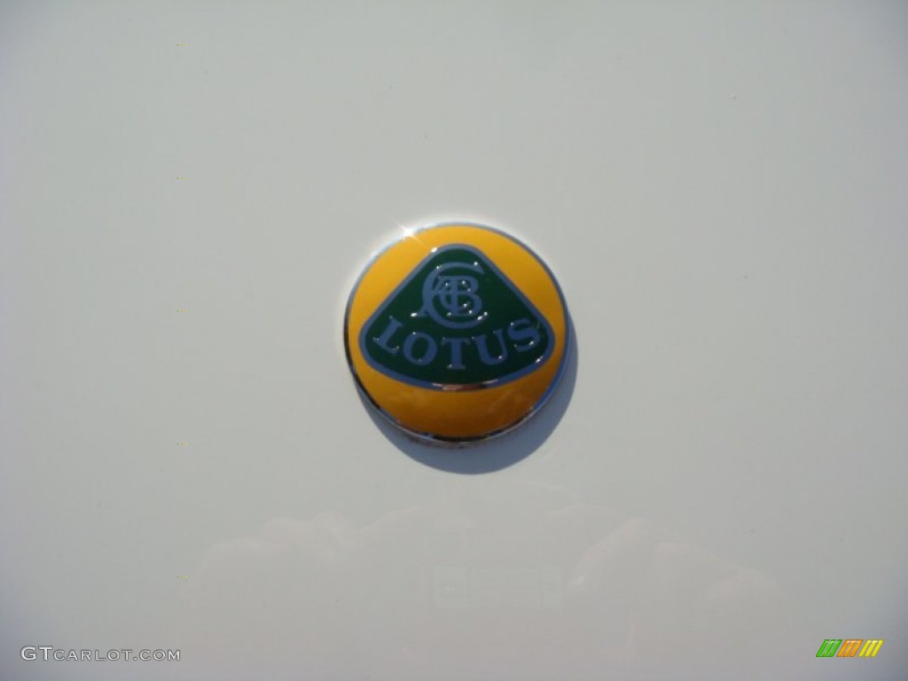 1990 Lotus Esprit SE Marks and Logos Photo #91670390