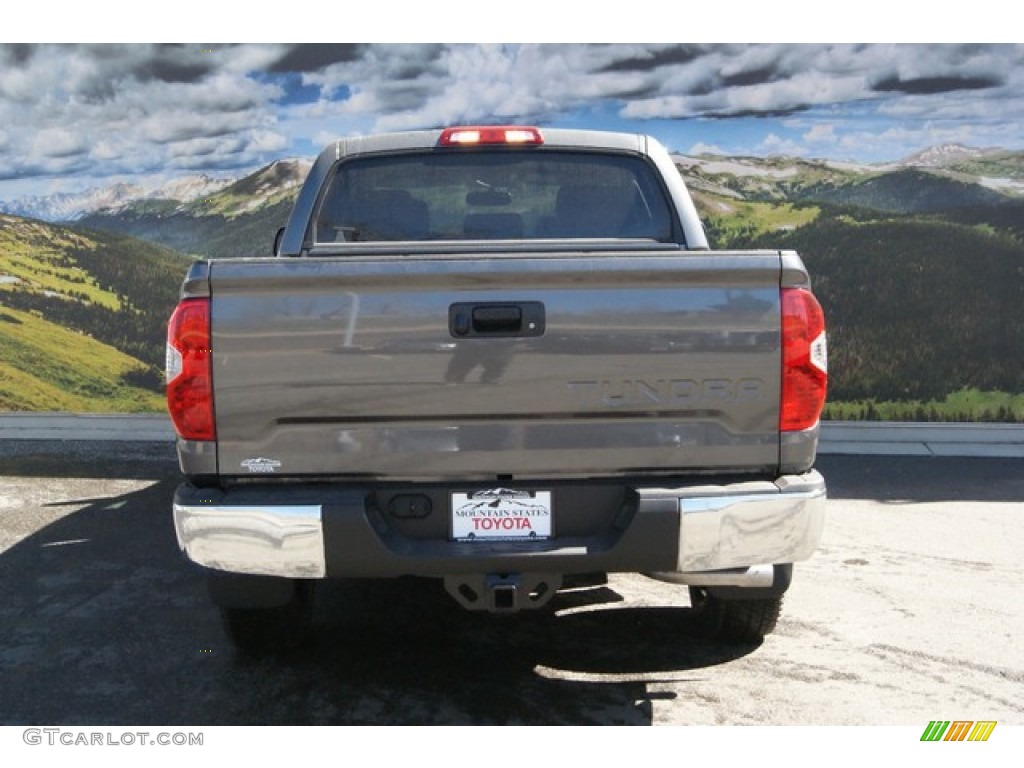 2014 Tundra SR5 Crewmax 4x4 - Magnetic Gray Metallic / Black photo #4