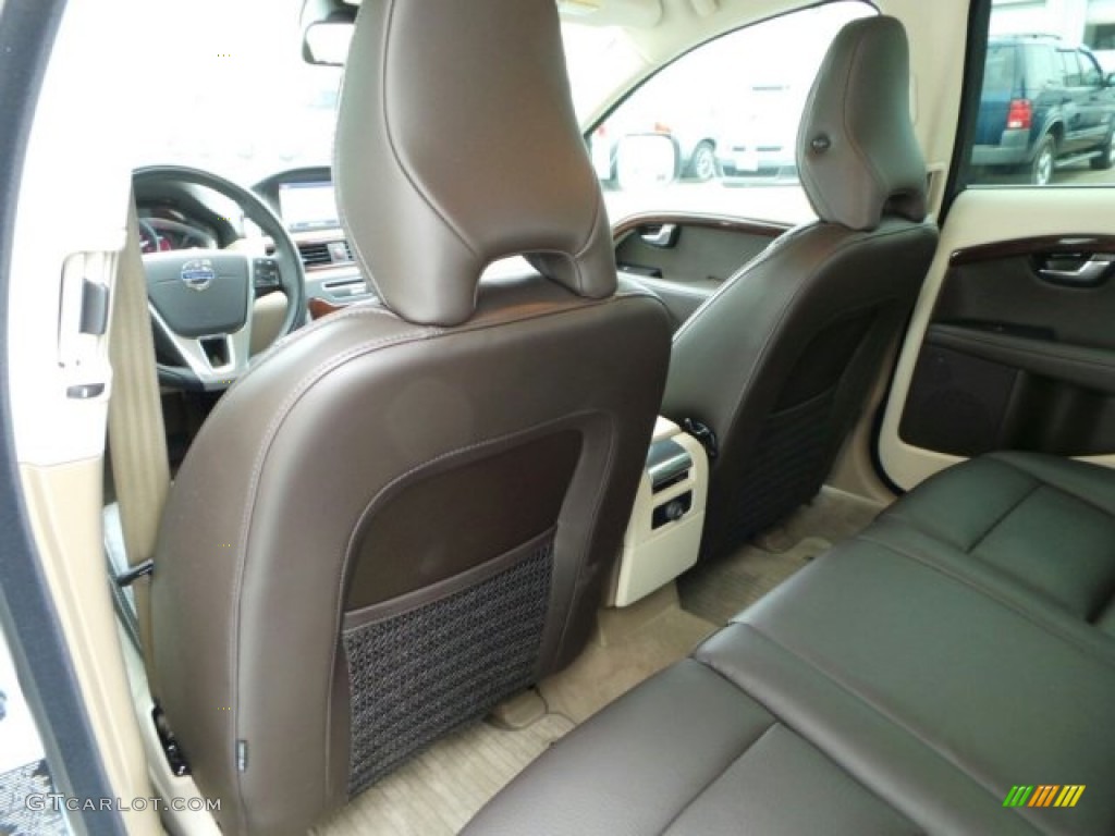 2015 Volvo XC70 T5 Drive-E Rear Seat Photo #91676825