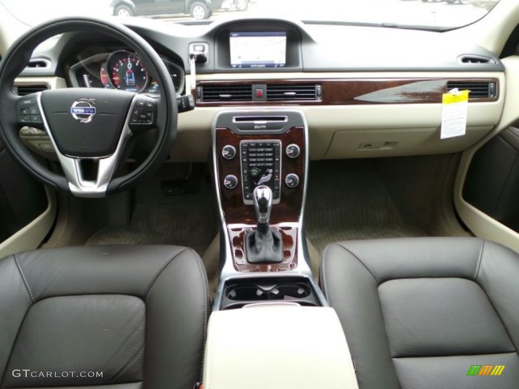 2015 Volvo XC70 T5 Drive-E Espresso Brown Dashboard Photo #91676855