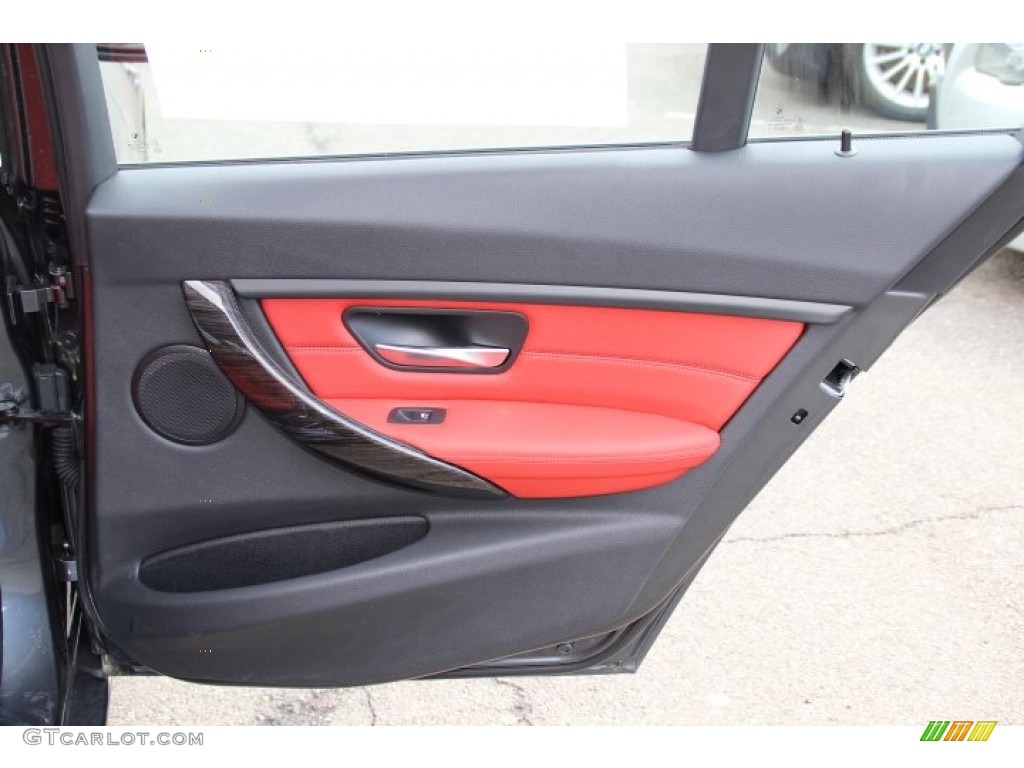 2013 BMW 3 Series 335i xDrive Sedan Coral Red/Black Door Panel Photo #91680704
