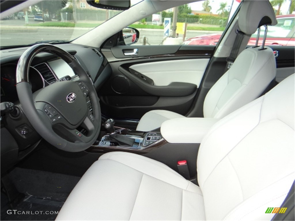 2014 Kia Cadenza Limited Front Seat Photo #91680854