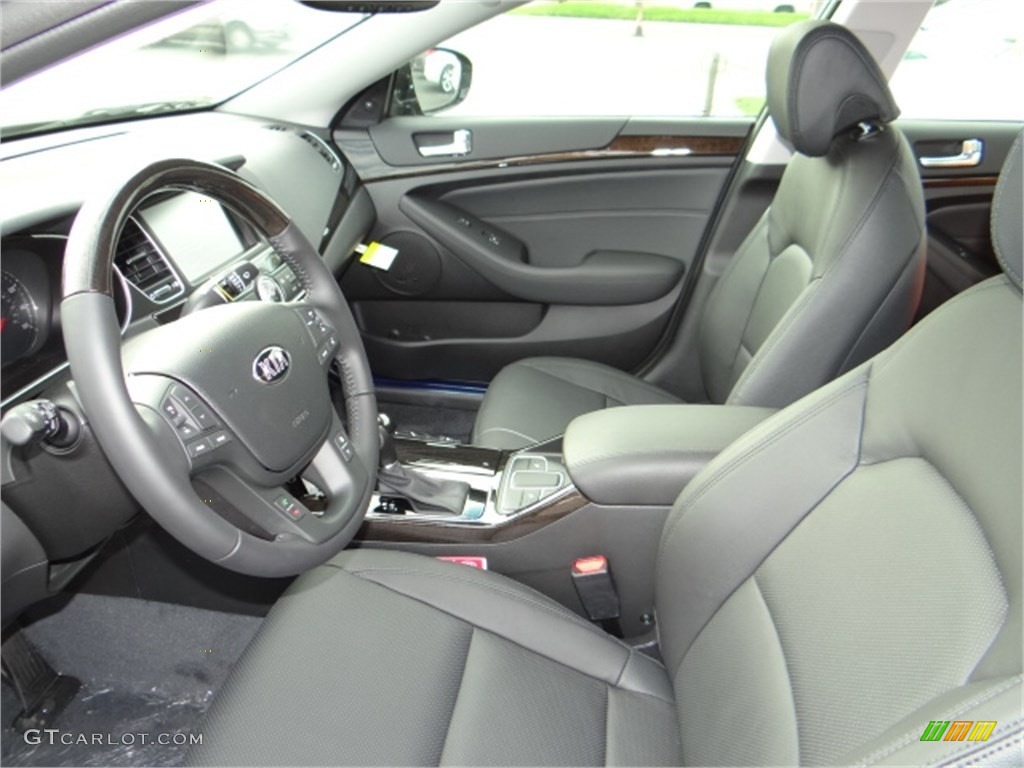 2014 Kia Cadenza Premium Front Seat Photos