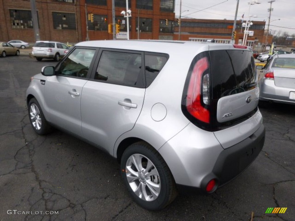 Bright Silver 2014 Kia Soul + Exterior Photo #91682465