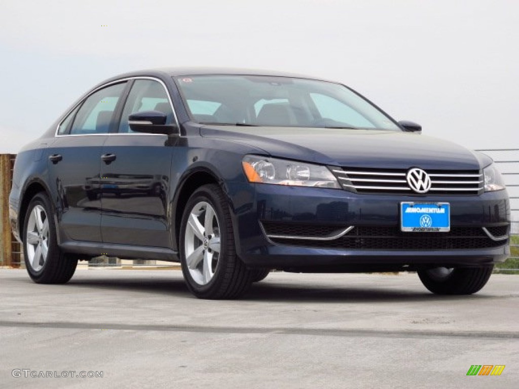 2014 Passat 1.8T SE - Night Blue Metallic / Titan Black photo #1