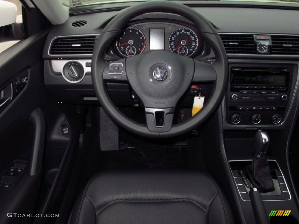 2014 Passat 1.8T Wolfsburg Edition - Candy White / Titan Black photo #14