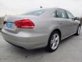 Tungsten Silver Metallic - Passat TDI SE Photo No. 6