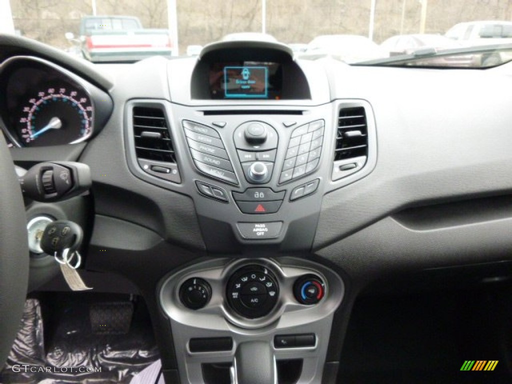 2014 Fiesta SE Sedan - Storm Gray / Charcoal Black photo #16