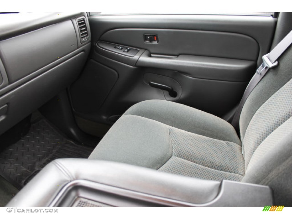 Dark Charcoal Interior 2004 Chevrolet Silverado 1500 Regular Cab Photo #91686587