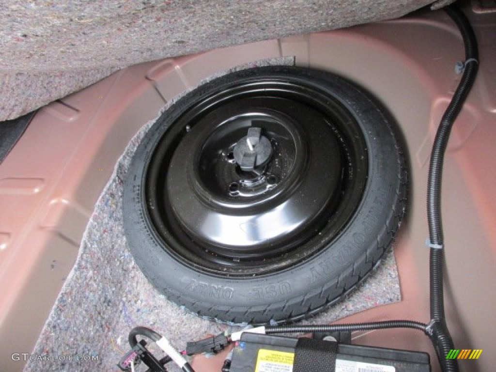 2007 Cobalt LS Sedan - Sunburst Orange Metallic / Gray photo #22