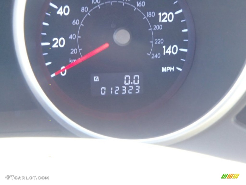 2013 Tribeca 3.6R Limited - Crystal Black Silica / Desert Beige photo #33