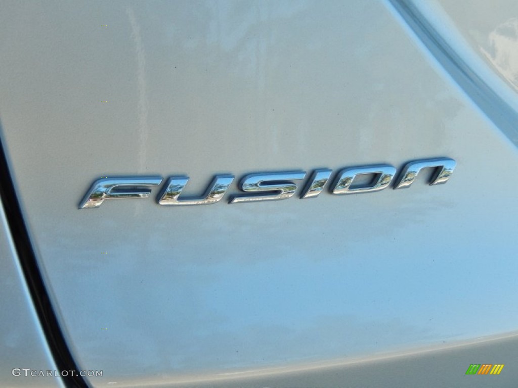 2013 Fusion Hybrid SE - Ingot Silver Metallic / Dune photo #8