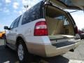 2013 Oxford White Ford Expedition XLT  photo #15