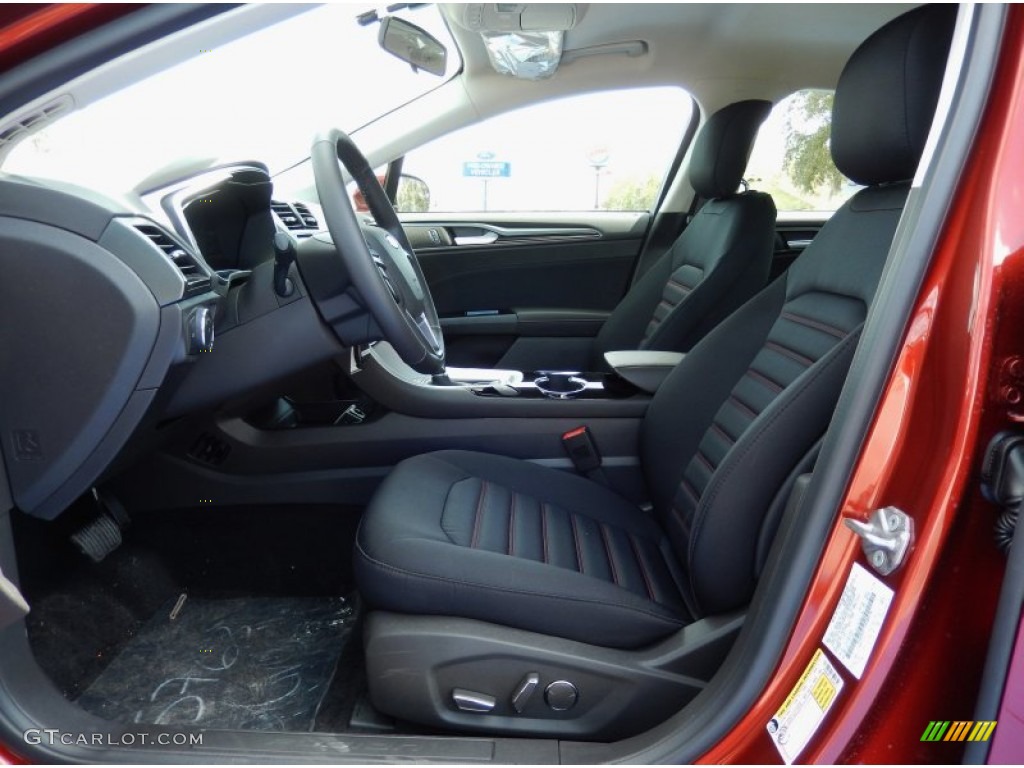 Charcoal Black Interior 2014 Ford Fusion SE Photo #91692455