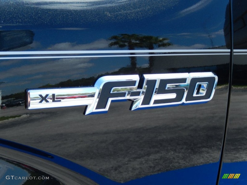 2014 F150 XL Regular Cab - Tuxedo Black / Steel Grey photo #5