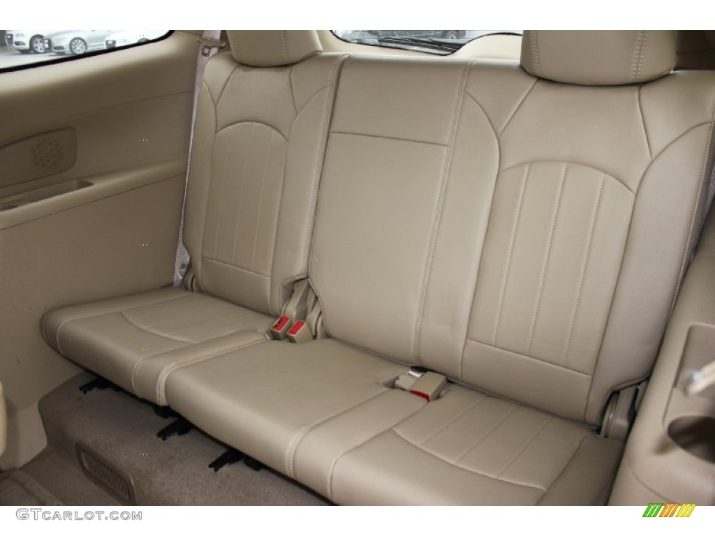 2010 Buick Enclave CXL Rear Seat Photos