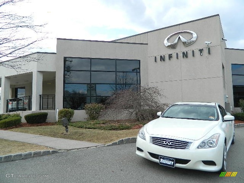 2008 G 37 S Sport Coupe - Ivory Pearl White / Graphite photo #1
