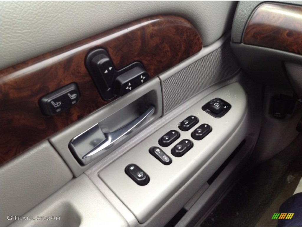 2005 Grand Marquis LS - Light Tundra Metallic / Light Flint photo #9