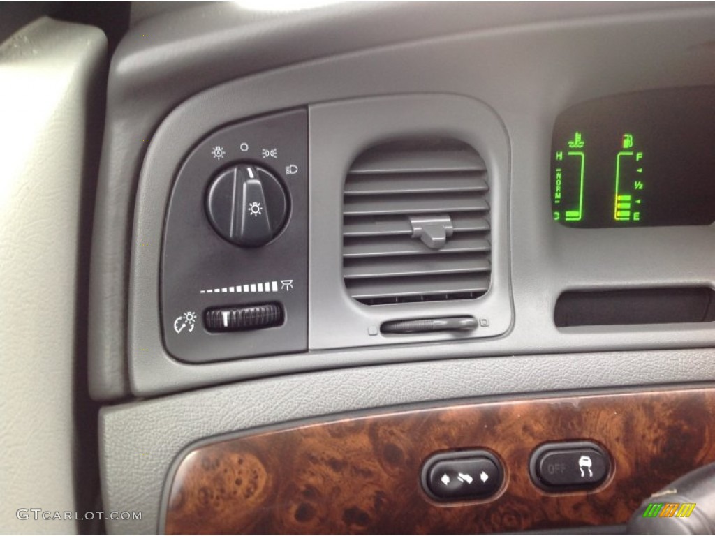 2005 Grand Marquis LS - Light Tundra Metallic / Light Flint photo #10