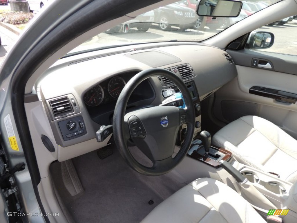 2007 V50 2.4i - Silver Metallic / Dark Beige/Quartz photo #3