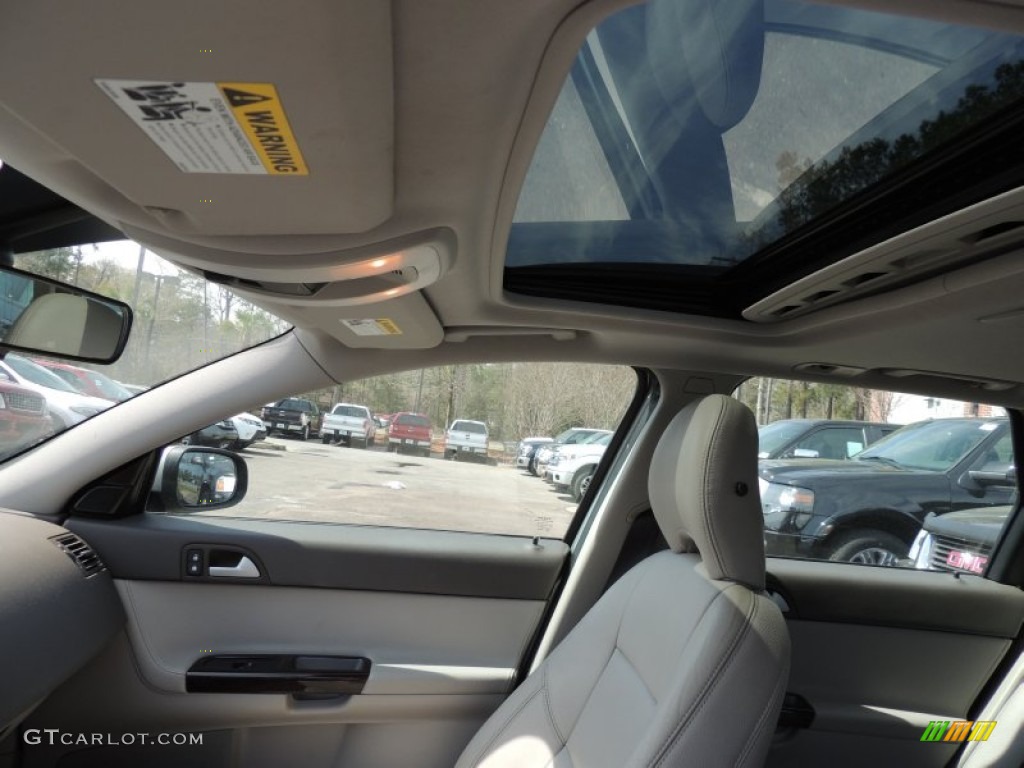 2007 V50 2.4i - Silver Metallic / Dark Beige/Quartz photo #4