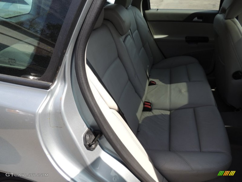 2007 V50 2.4i - Silver Metallic / Dark Beige/Quartz photo #11