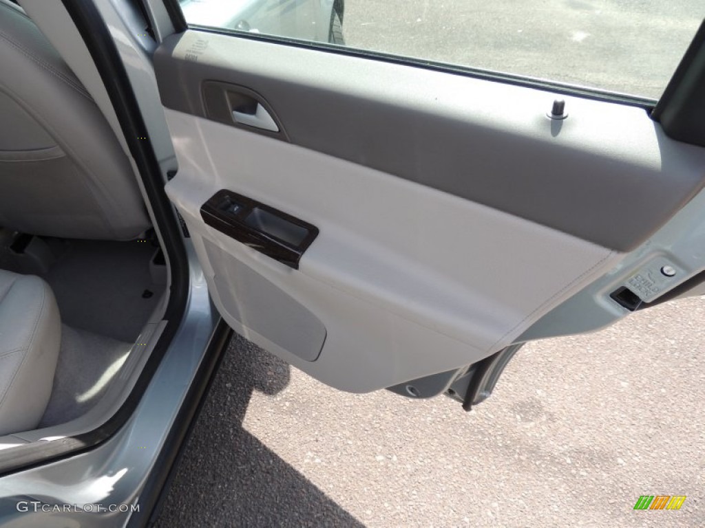 2007 V50 2.4i - Silver Metallic / Dark Beige/Quartz photo #12