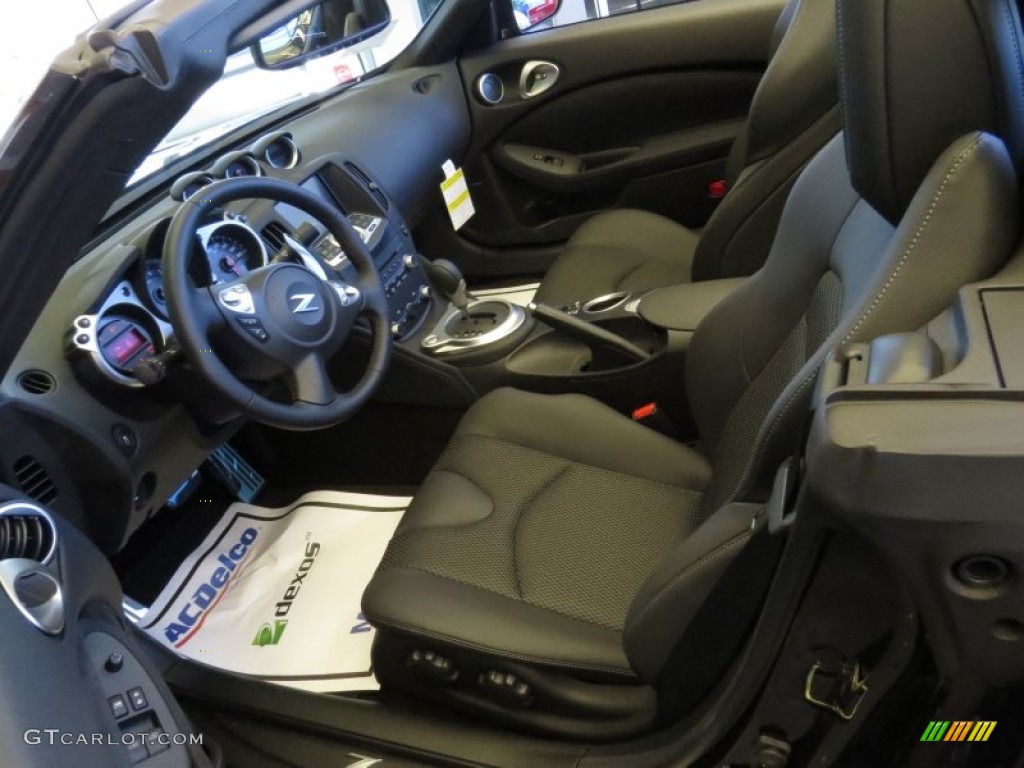 Black Interior 2014 Nissan 370Z Sport Touring Roadster Photo #91701857