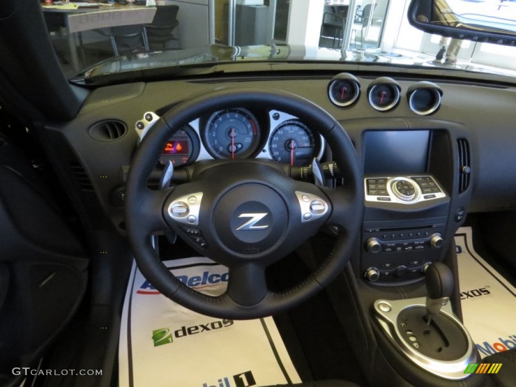 2014 Nissan 370Z Sport Touring Roadster Dashboard Photos