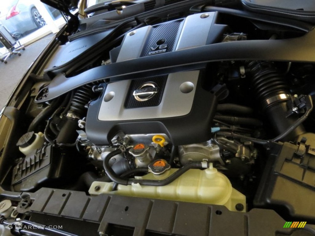 2014 Nissan 370Z Sport Touring Roadster Engine Photos