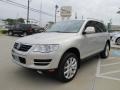 White Gold Metallic 2008 Volkswagen Touareg 2 VR6 Exterior