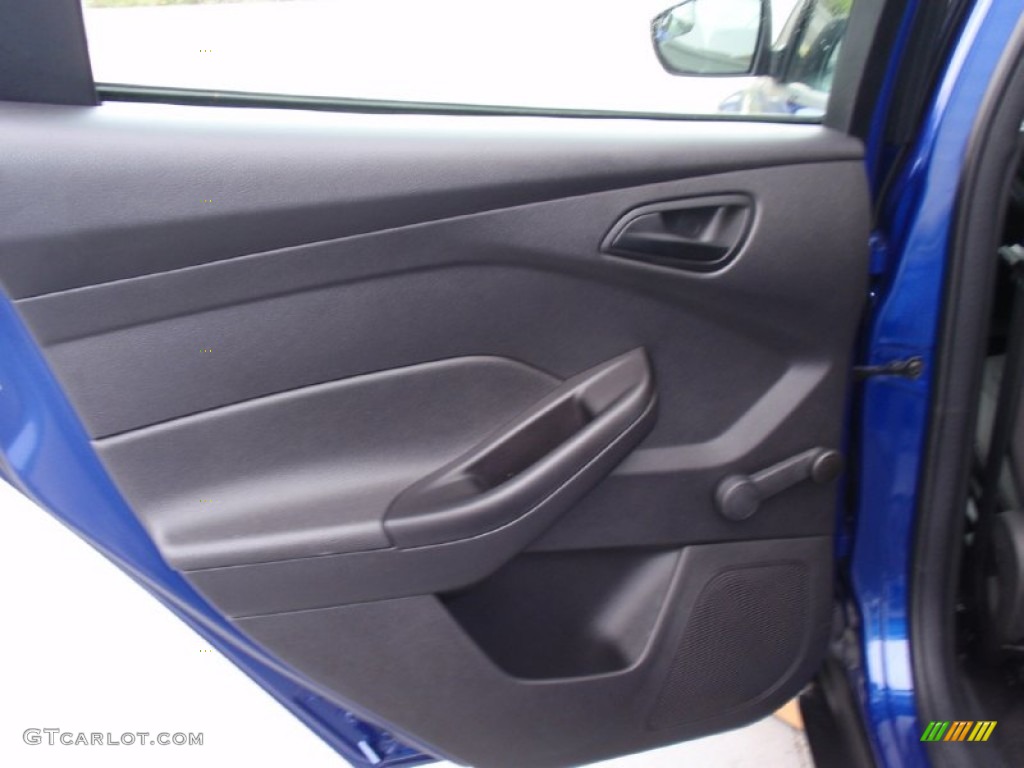2012 Focus S Sedan - Sonic Blue Metallic / Charcoal Black photo #29