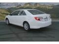 2014 Super White Toyota Camry Hybrid LE  photo #3