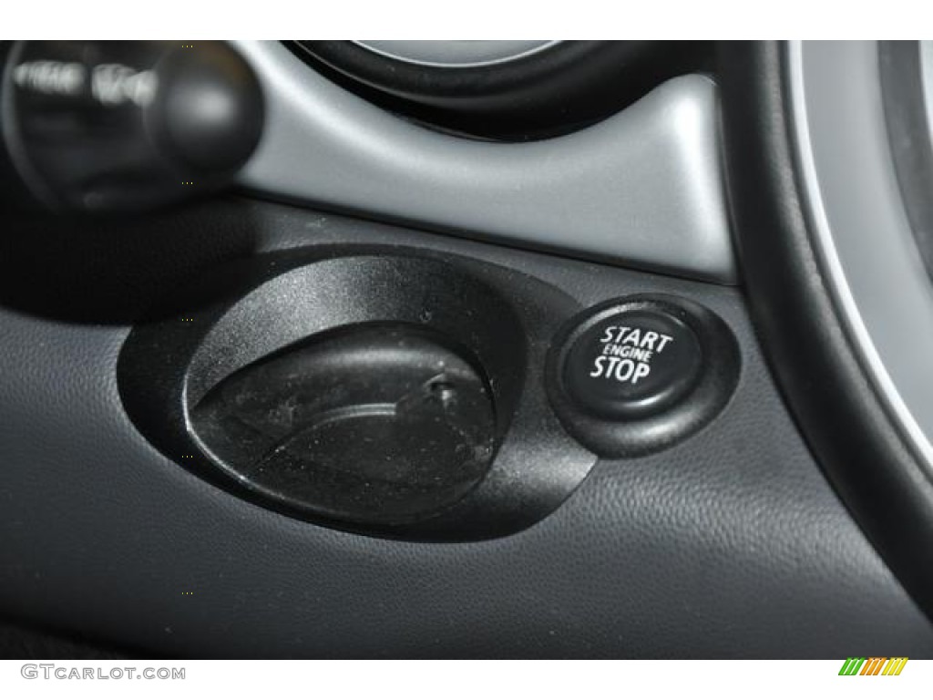 2009 Cooper Hardtop - British Racing Green Metallic / Punch Carbon Black Leather photo #11