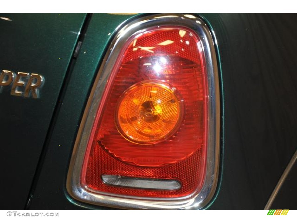 2009 Cooper Hardtop - British Racing Green Metallic / Punch Carbon Black Leather photo #17