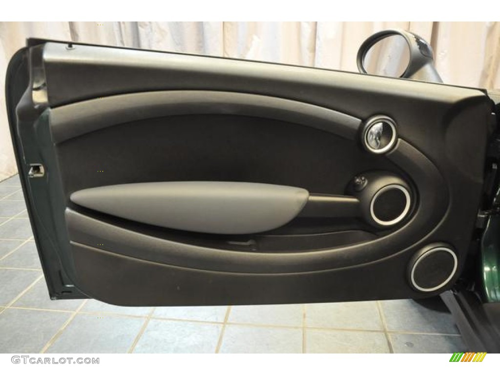 2009 Cooper Hardtop - British Racing Green Metallic / Punch Carbon Black Leather photo #25
